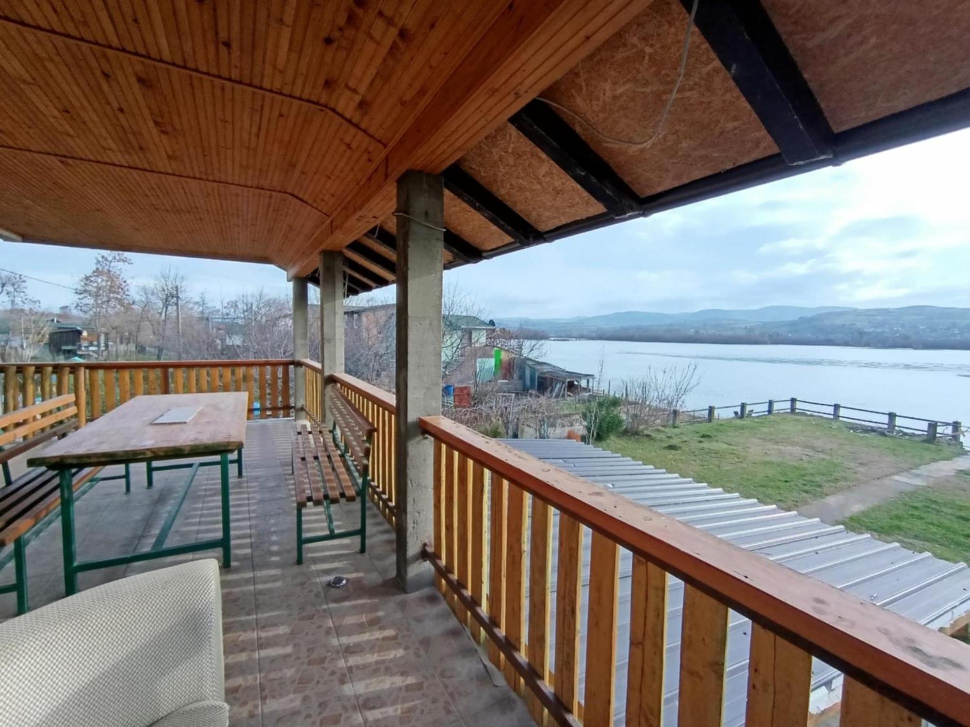 Captain'S House By The Danube River Cerevic 外观 照片
